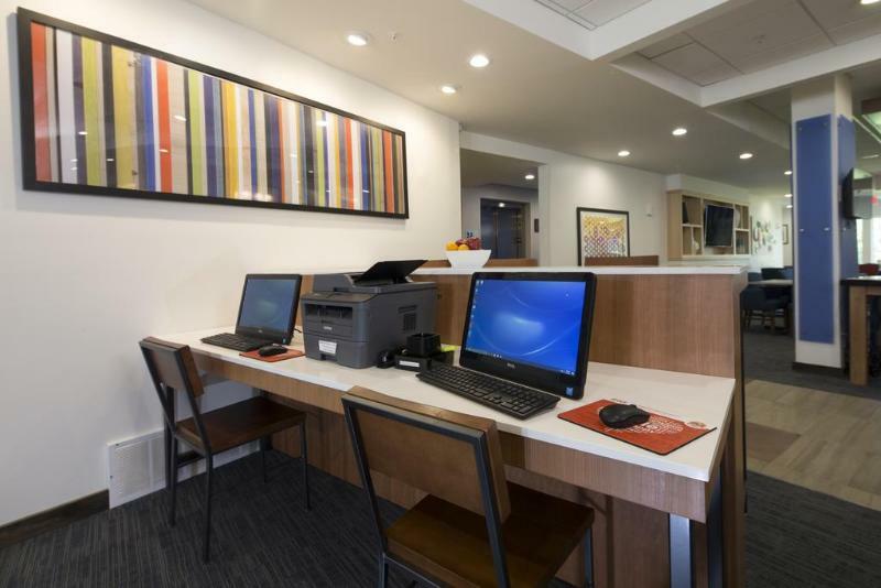 Holiday Inn Express & Suites La Porte By Ihg מראה חיצוני תמונה